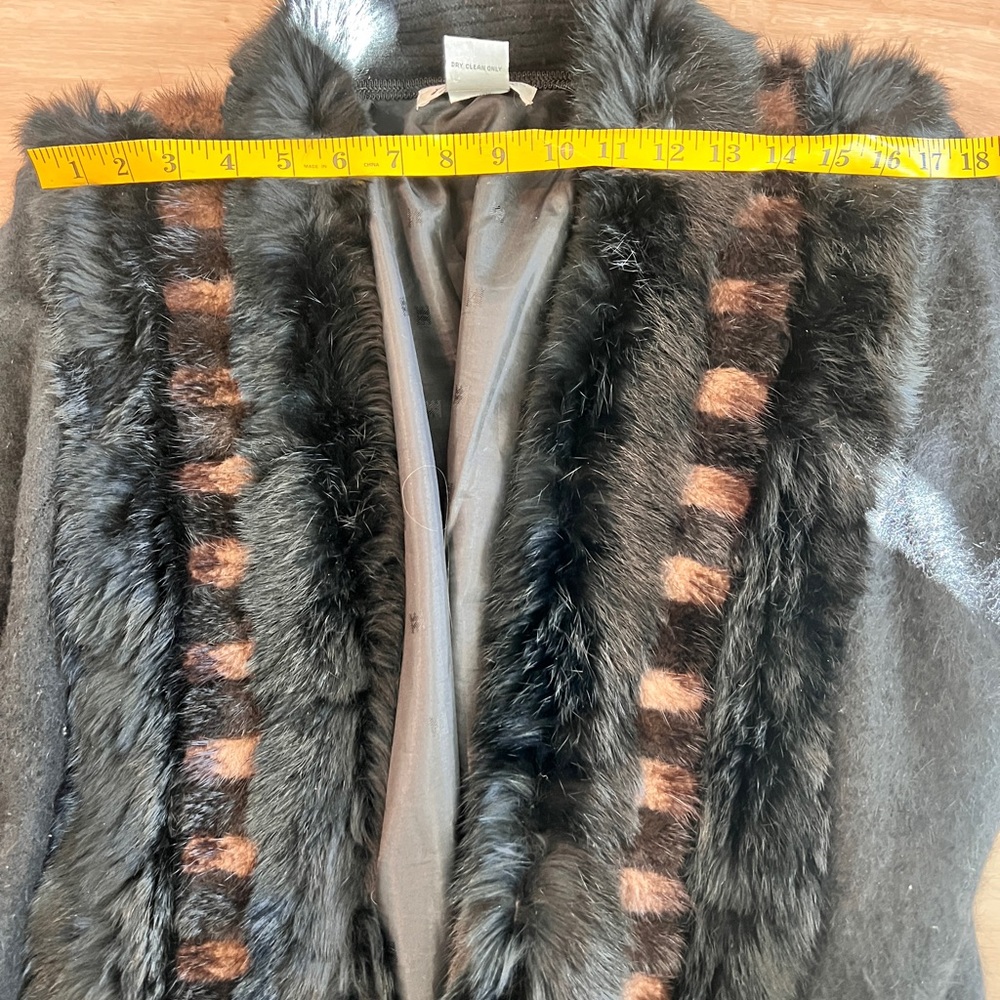 Belldini Vintage Fur Penny Lane style coat, size medium, in black - Picture 8 of 8
